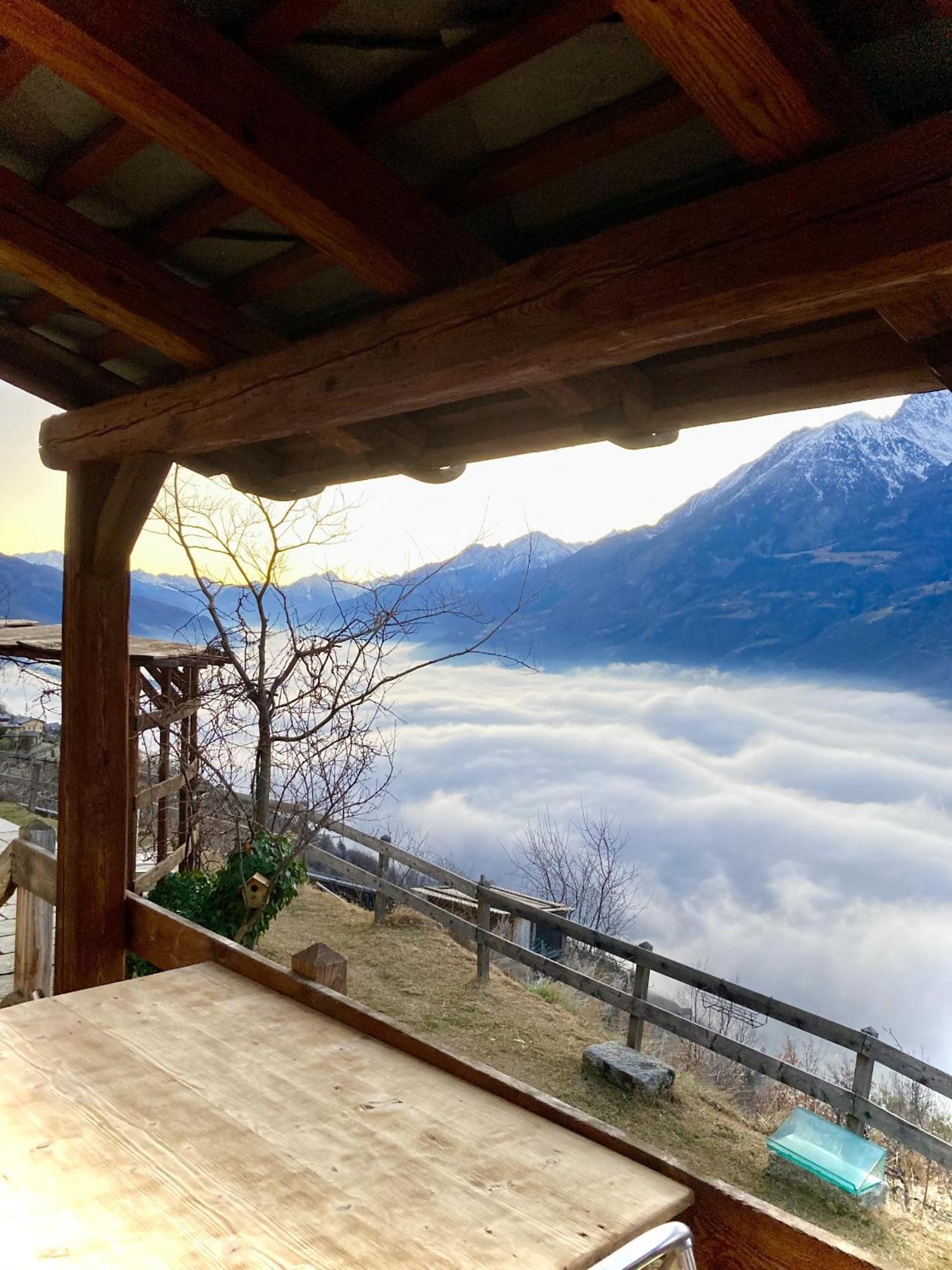 La Stanza Dei Segreti Hotel Aosta Luaran gambar